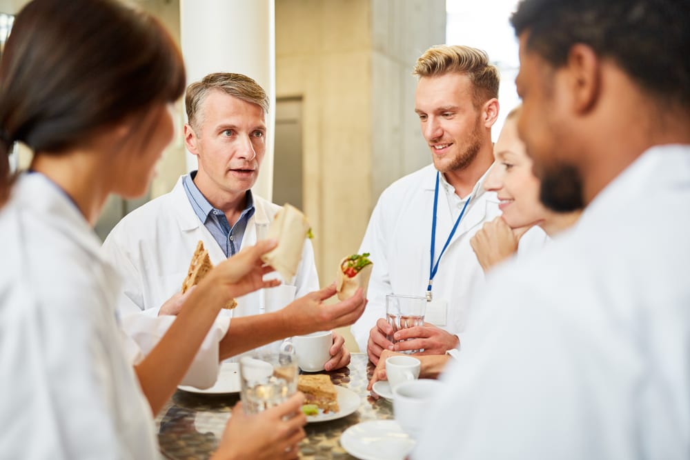 How do I choose a Hospital Ice Chip Maker in Chicago